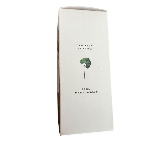 Madagascar Centella Ampoule 55 ml (1.85) fl.oz - Picture 4 of 7